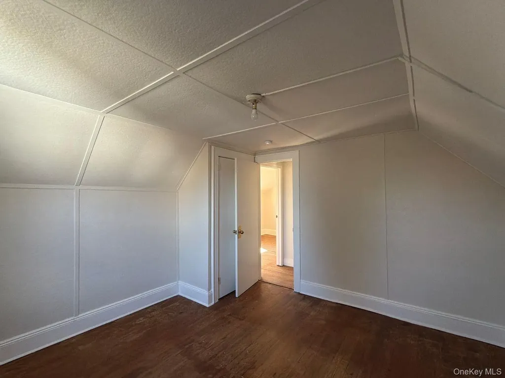 987 Wallace Avenue Baldwin NY 11510