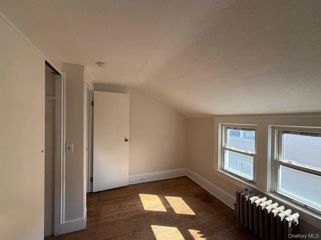 987 Wallace Avenue Baldwin NY 11510
