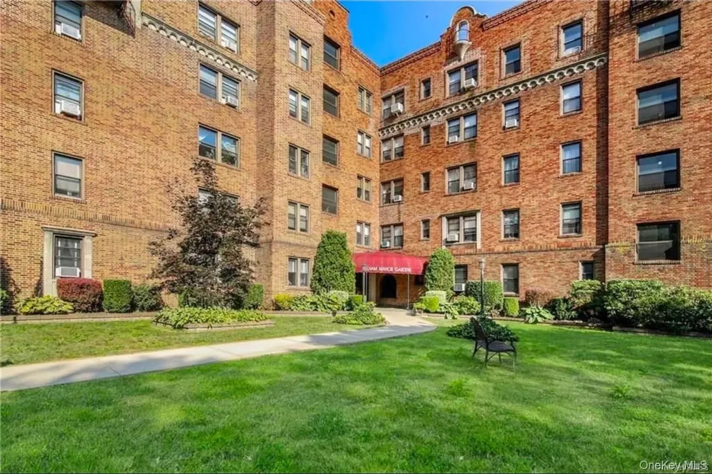 4810 Boston Post Road Pelham NY 10803