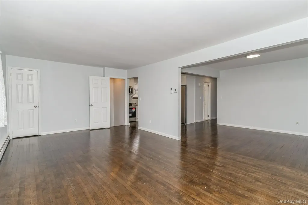 77 Lucille Avenue Elmont NY 11003