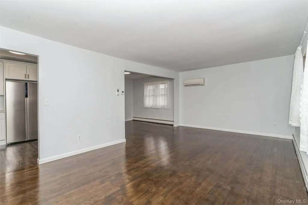 77 Lucille Avenue Elmont NY 11003