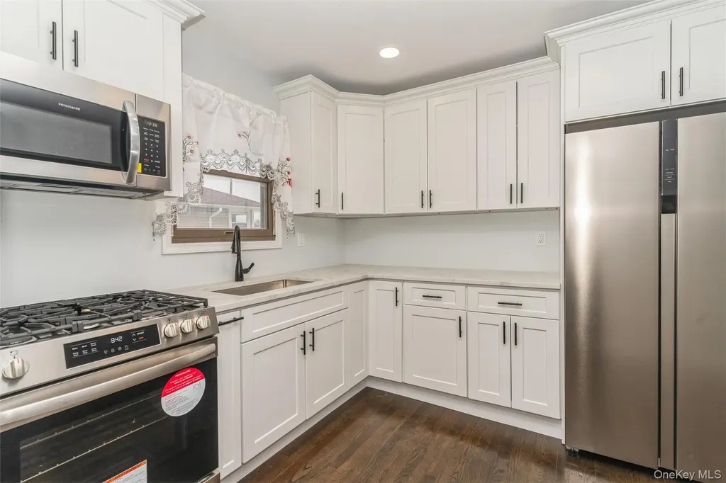 77 Lucille Avenue Elmont NY 11003
