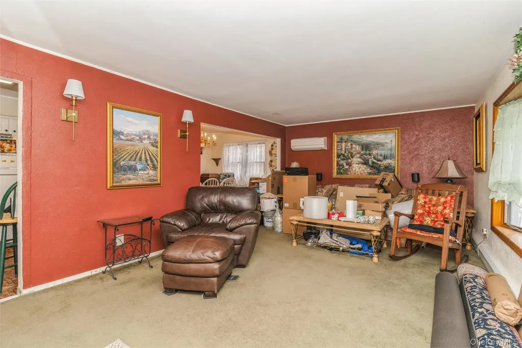 77 Lucille Avenue Elmont NY 11003