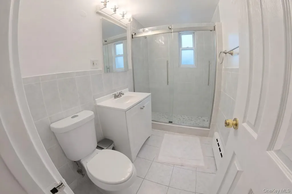 3014 Matthews Avenue Bronx NY 10467