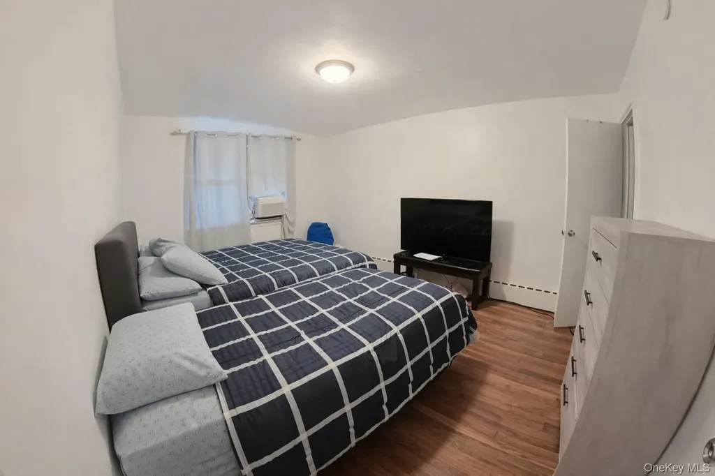 3014 Matthews Avenue Bronx NY 10467