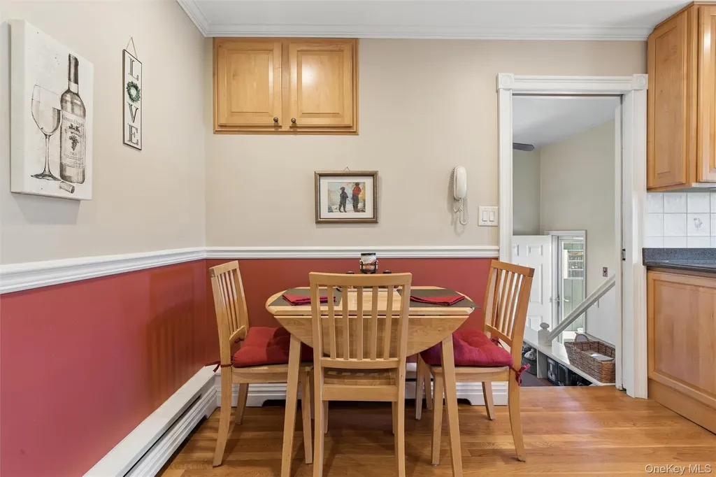 189 N Iowa Avenue Massapequa NY 11758