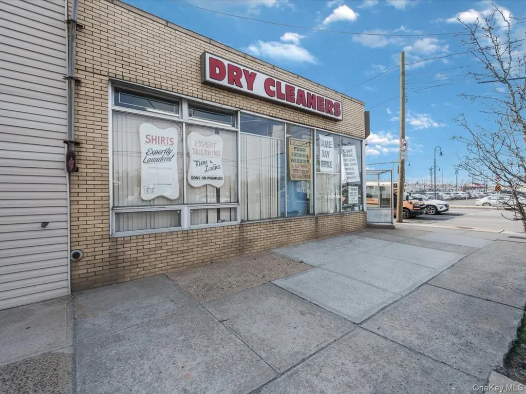 Oceanside NY 11572