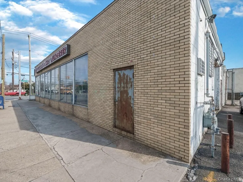 Oceanside NY 11572