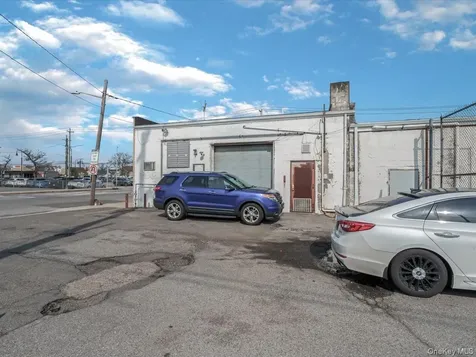 Oceanside NY 11572