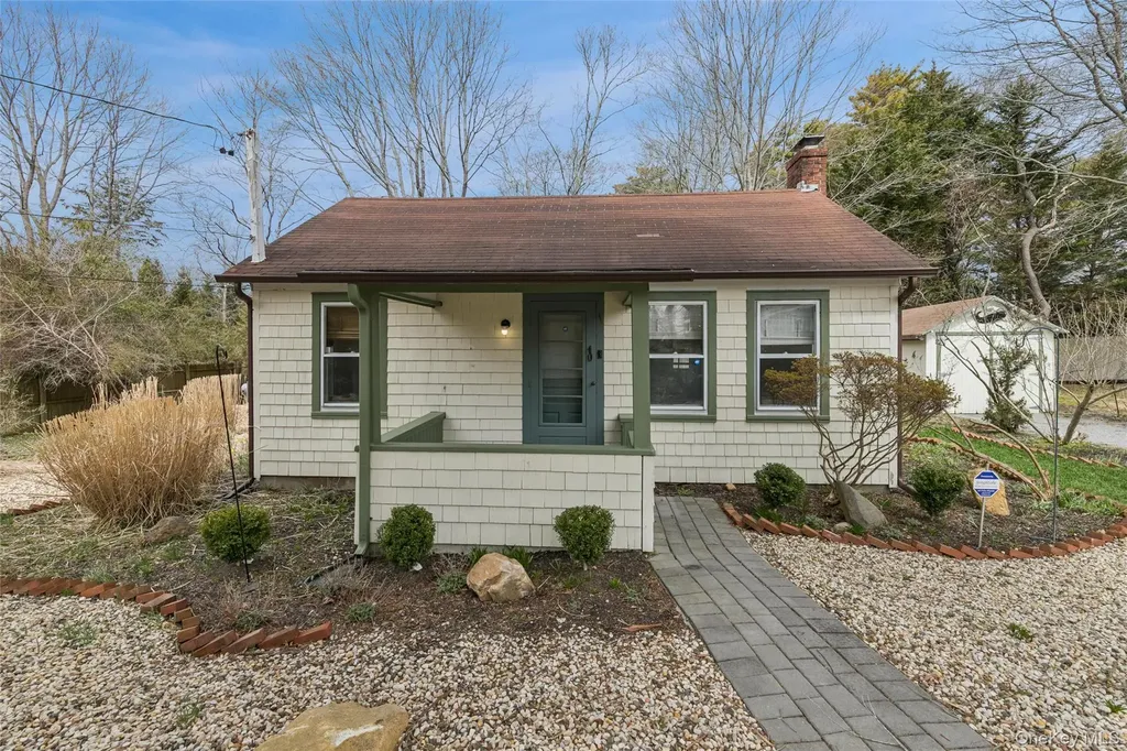 424 Main Street Westhampton Beach NY 11978