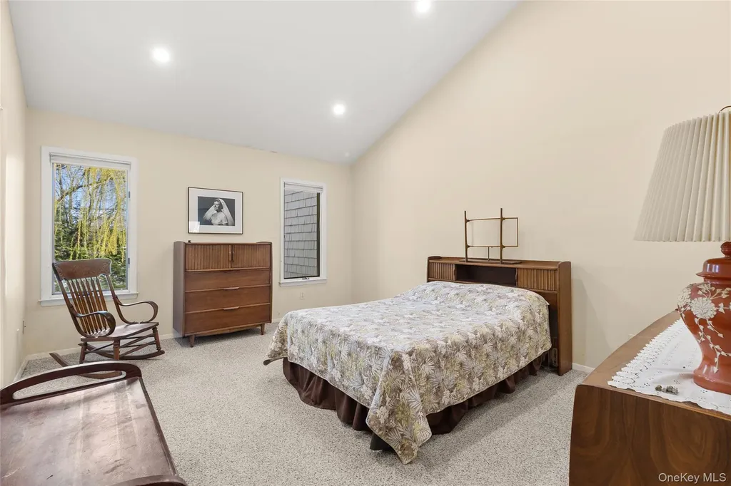 41 Doral Lane Bay Shore NY 11706