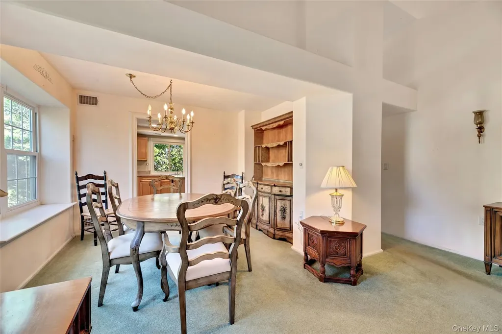 82 Glen Drive Ridge NY 11961