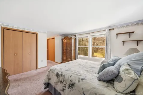 68 Meadow Sweet Road Cortlandt Manor NY 10567