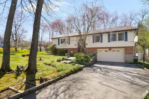 68 Meadow Sweet Road Cortlandt Manor NY 10567