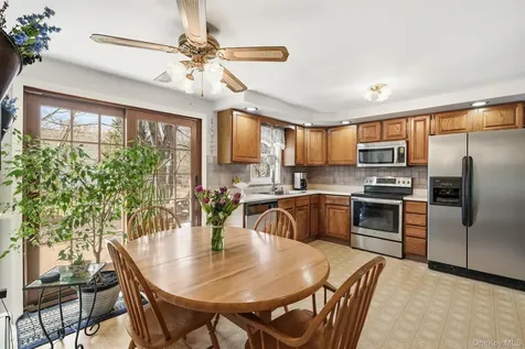 68 Meadow Sweet Road Cortlandt Manor NY 10567