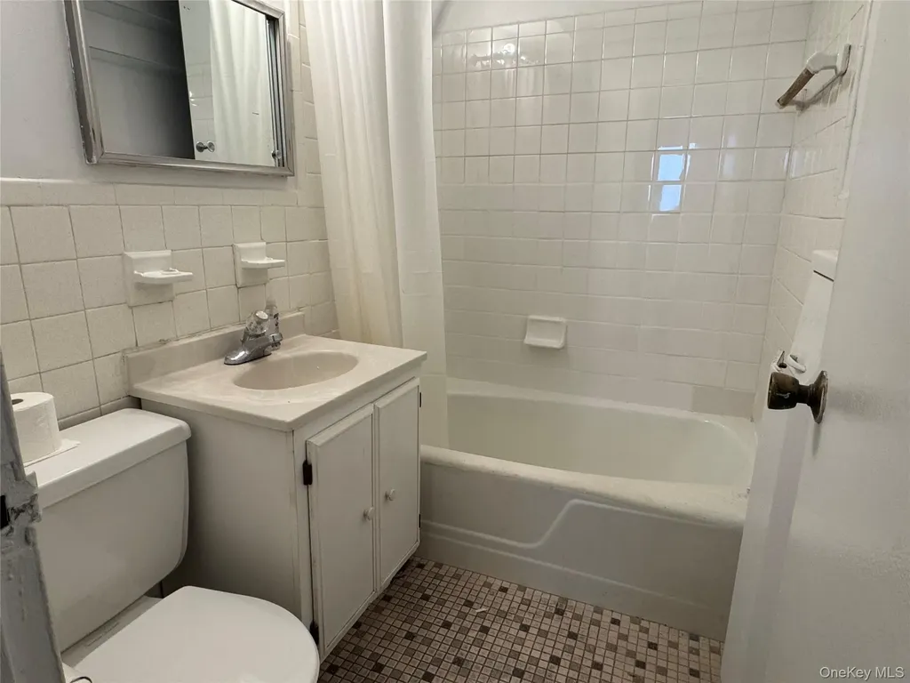 10740 70th Road Forest Hills NY 11375