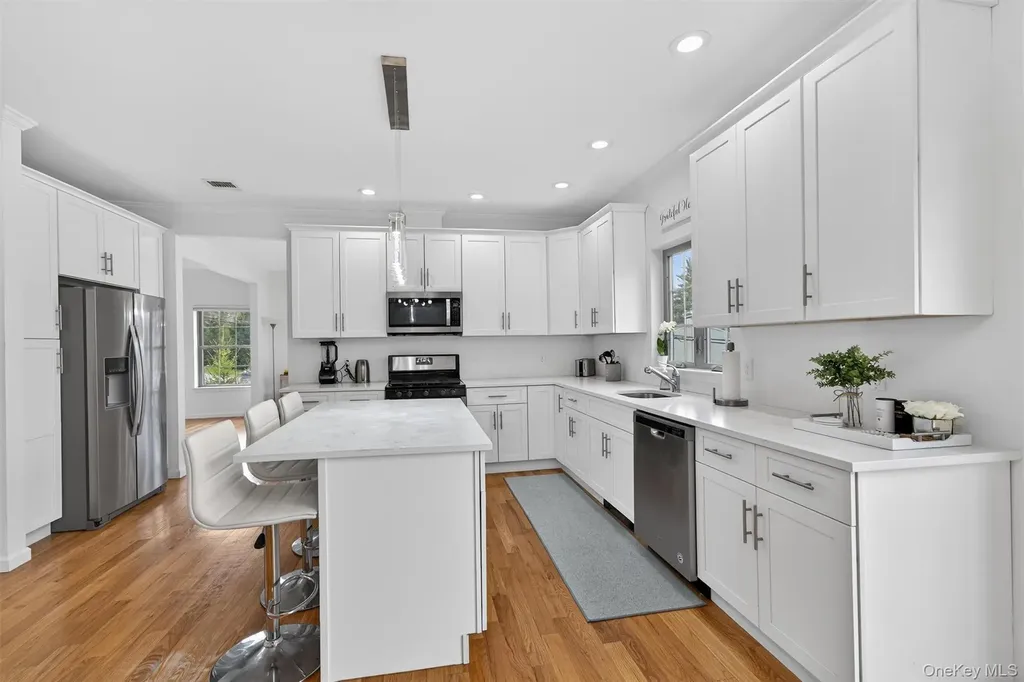 18 Reynolds Road Monroe NY 10950