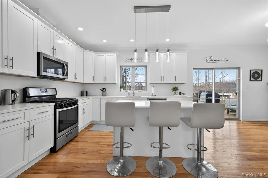18 Reynolds Road Monroe NY 10950