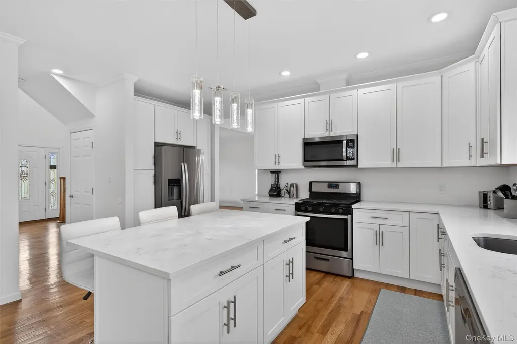 18 Reynolds Road Monroe NY 10950