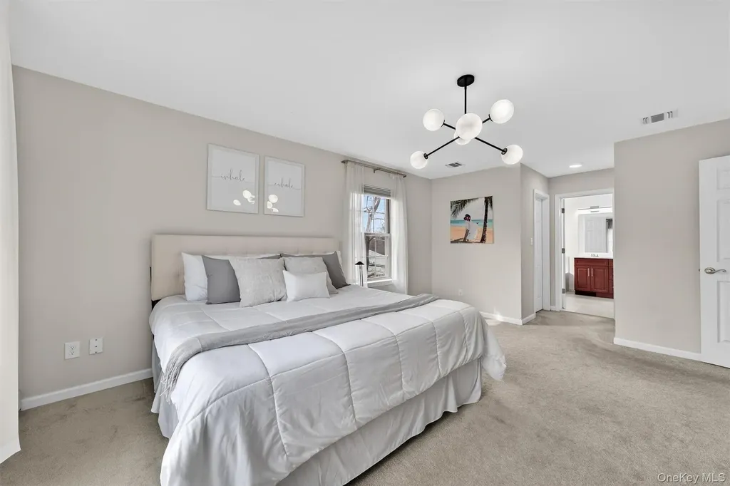 18 Reynolds Road Monroe NY 10950