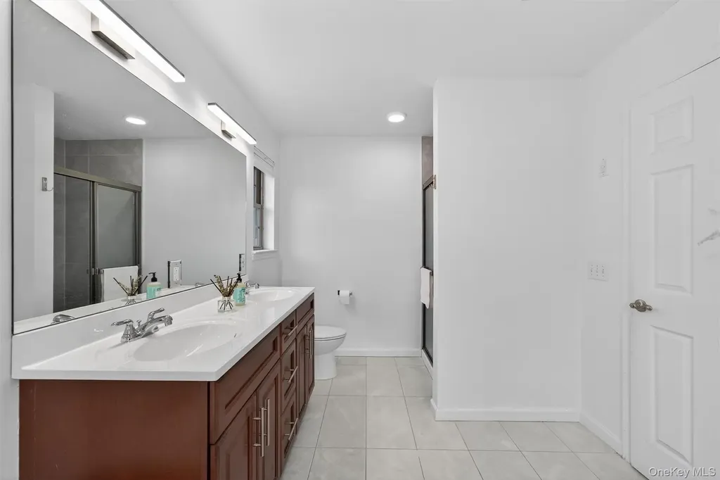 18 Reynolds Road Monroe NY 10950