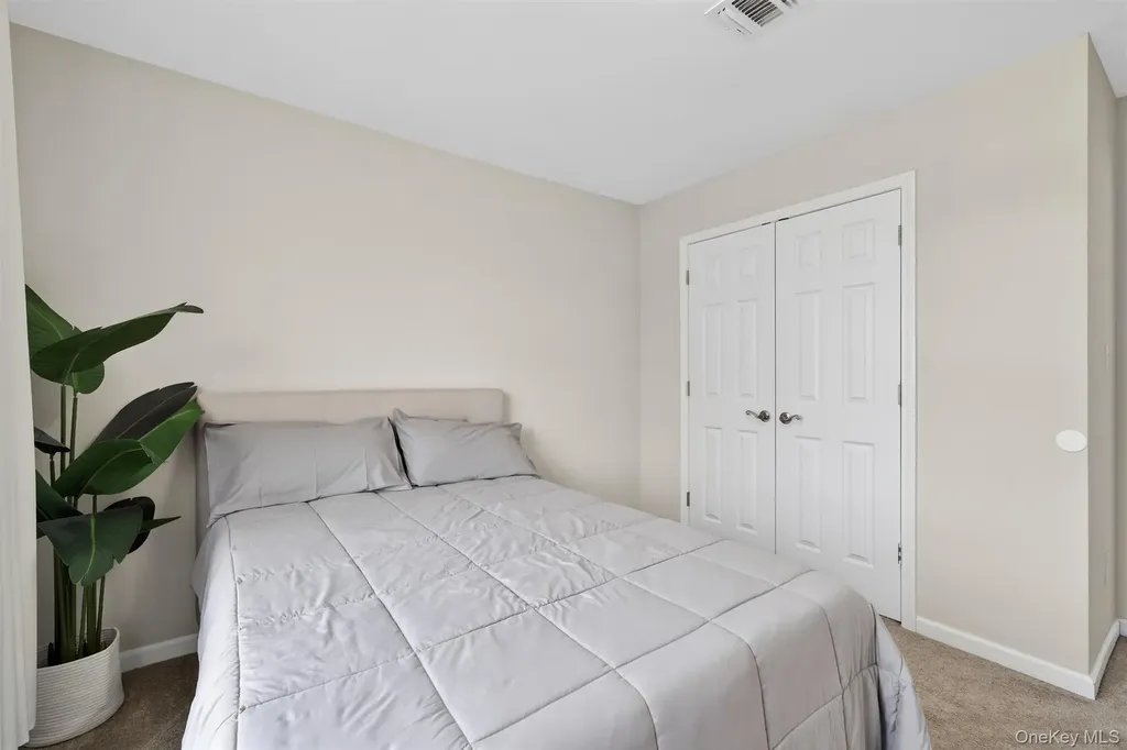 18 Reynolds Road Monroe NY 10950