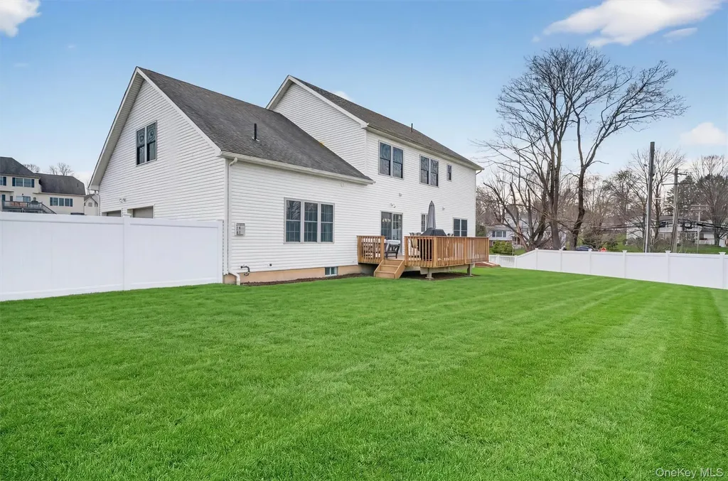 18 Reynolds Road Monroe NY 10950