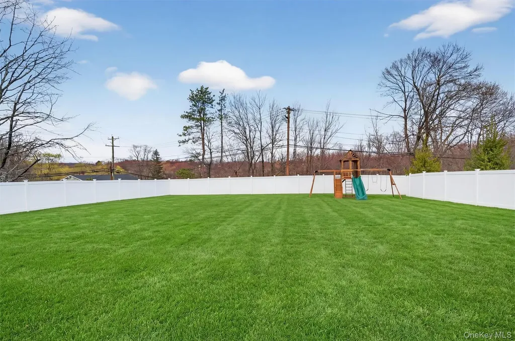 18 Reynolds Road Monroe NY 10950