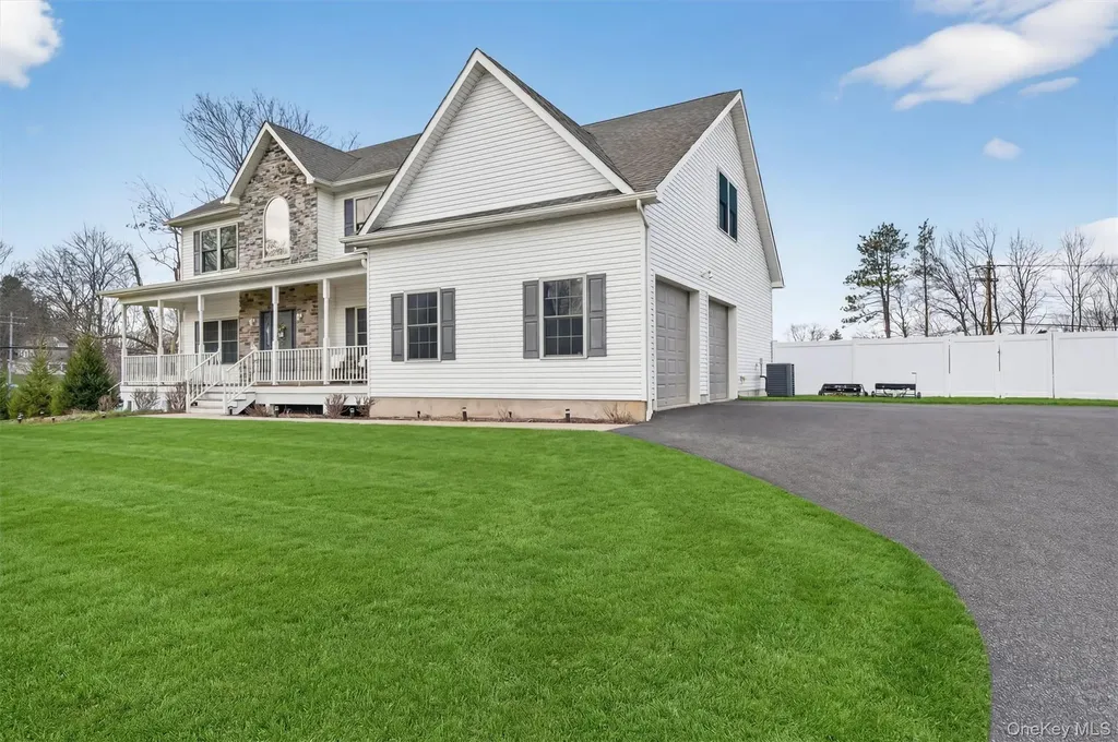 18 Reynolds Road Monroe NY 10950