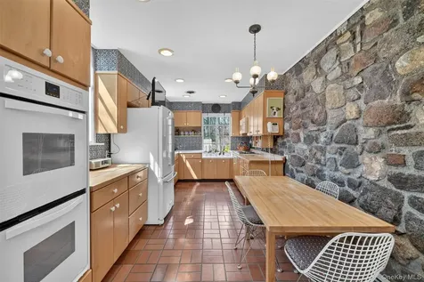 12 Inwood Lane W Cortlandt Manor NY 10567