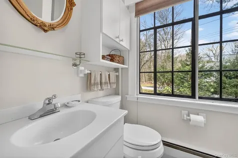 12 Inwood Lane W Cortlandt Manor NY 10567
