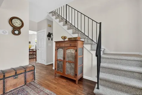 12 Inwood Lane W Cortlandt Manor NY 10567