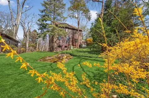 12 Inwood Lane W Cortlandt Manor NY 10567
