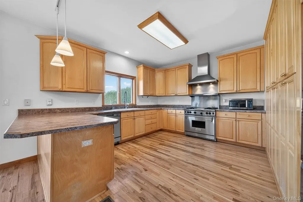 204 Brola Road Middletown NY 10940