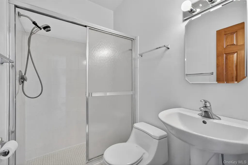 204 Brola Road Middletown NY 10940