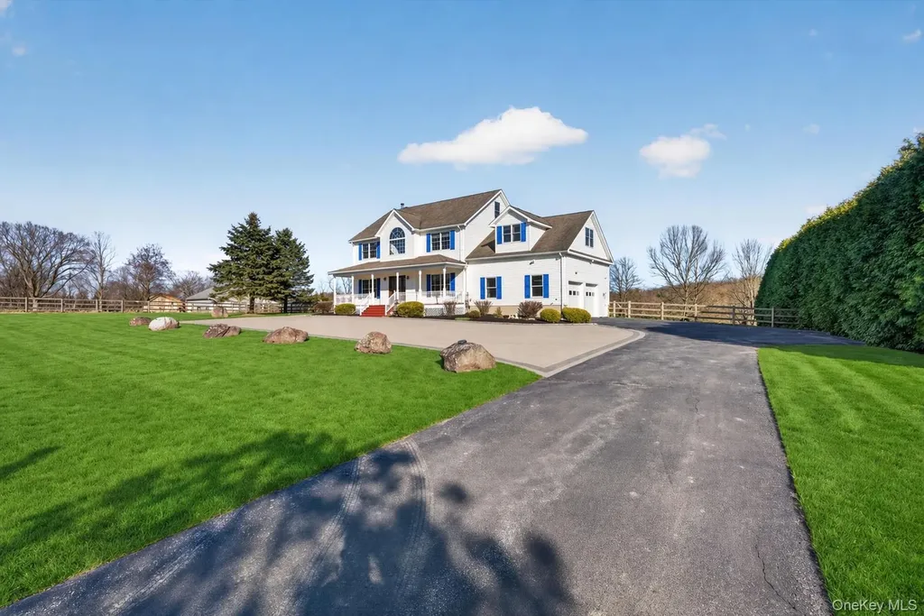 204 Brola Road Middletown NY 10940