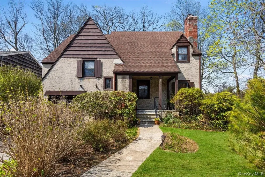 400 Warren Avenue Mamaroneck NY 10543