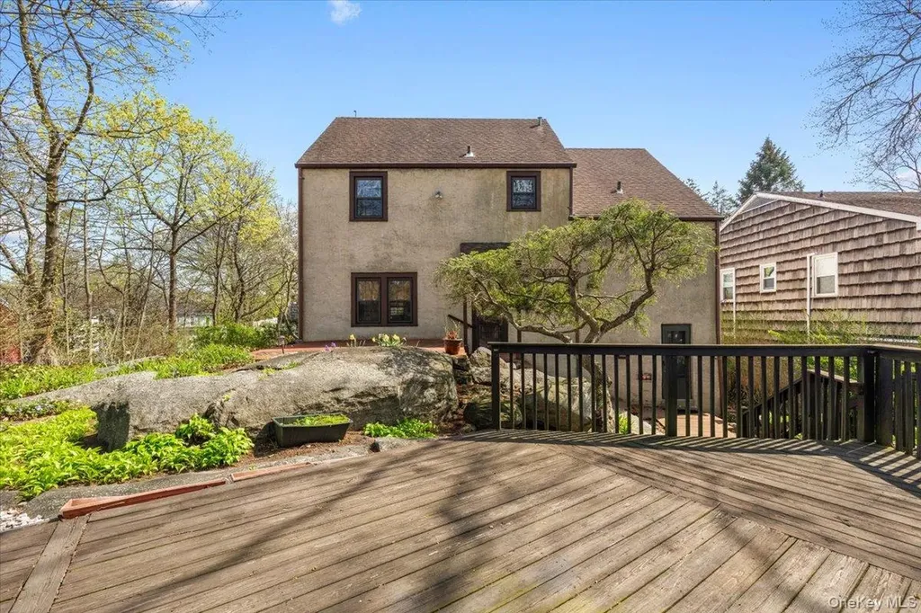 400 Warren Avenue Mamaroneck NY 10543