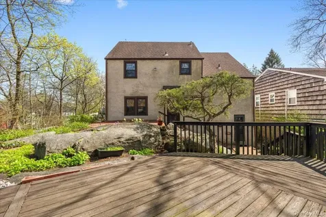 400 Warren Avenue Mamaroneck NY 10543