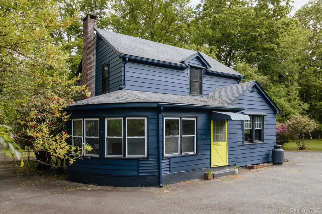 2383 State Route 97 Pond Eddy NY 12770