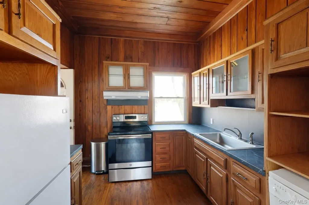 88 W Mombasha Road Monroe NY 10950