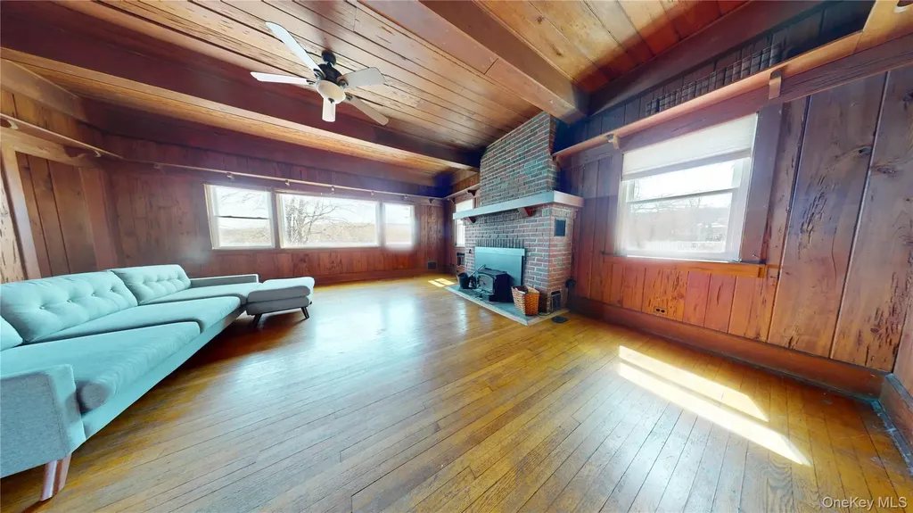 88 W Mombasha Road Monroe NY 10950