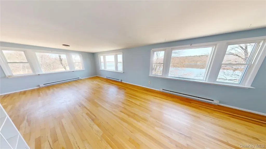 88 W Mombasha Road Monroe NY 10950
