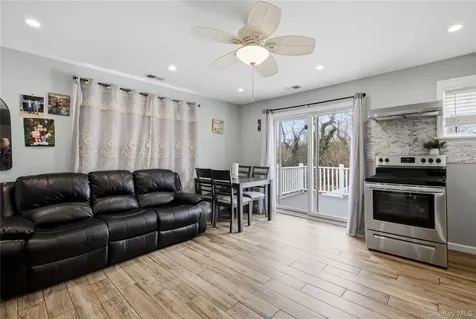 32 Landscape Drive Wheatley Heights NY 11798