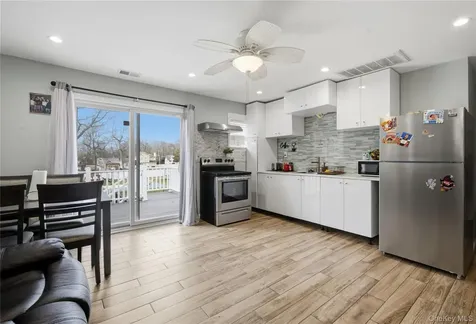 32 Landscape Drive Wheatley Heights NY 11798