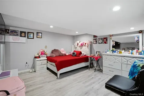 32 Landscape Drive Wheatley Heights NY 11798