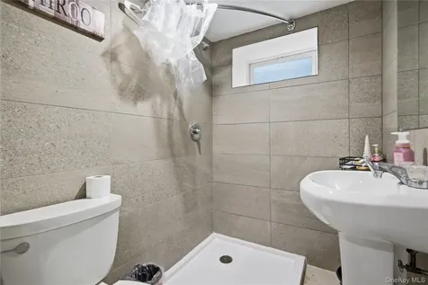 32 Landscape Drive Wheatley Heights NY 11798