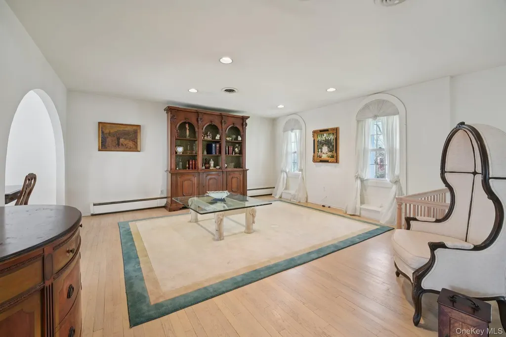 32 Wayne Lane Tappan NY 10983