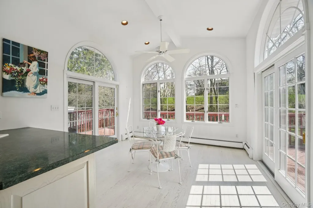 32 Wayne Lane Tappan NY 10983