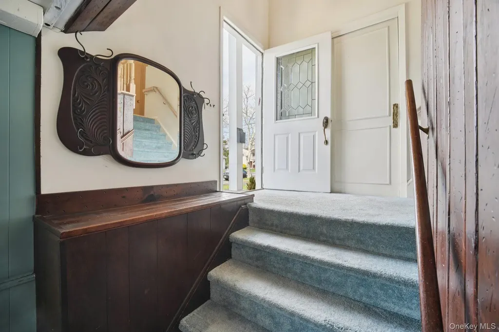 32 Wayne Lane Tappan NY 10983